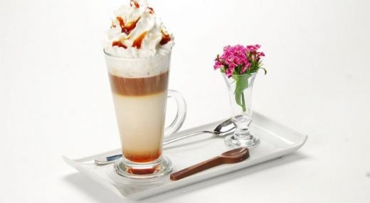 Karamelli Macchiato Tarifi ve Malzemeleri